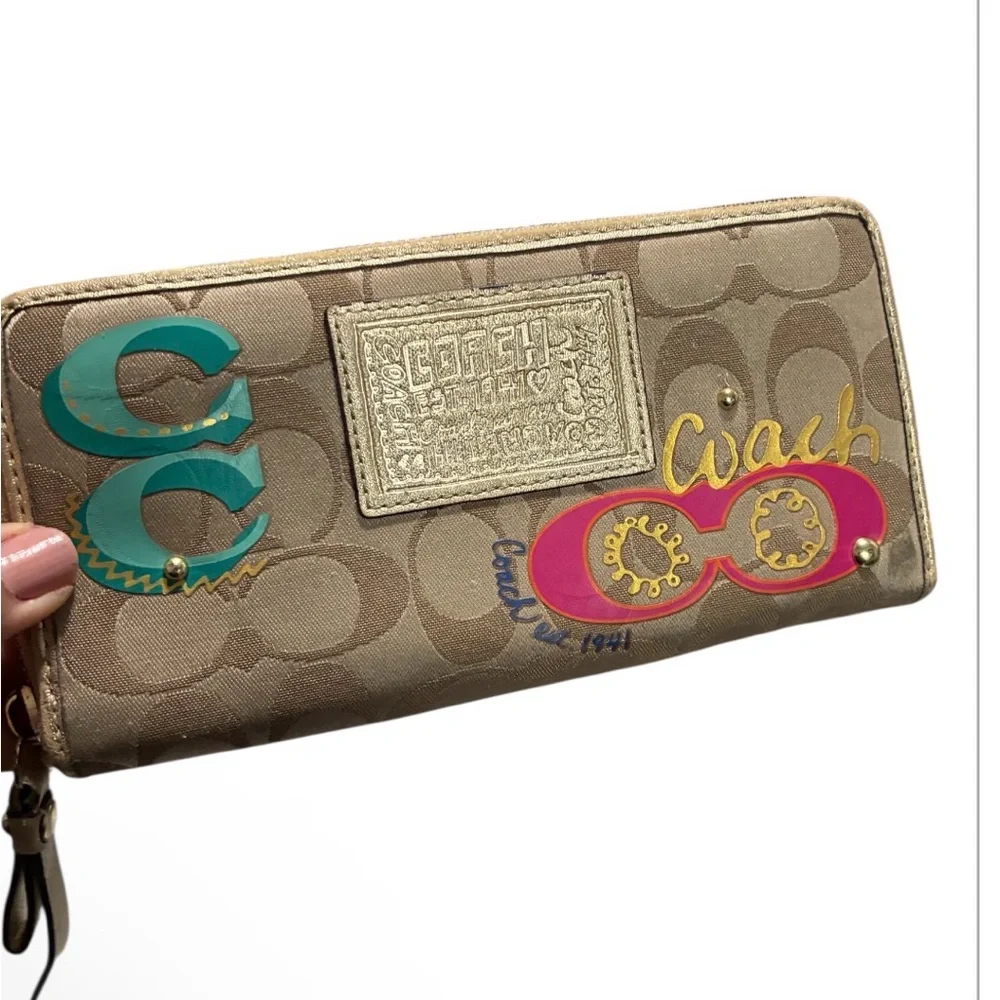 COACH Poppy Wallet
